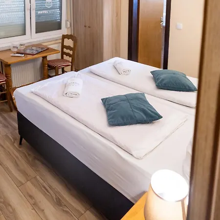 Motel Atos *